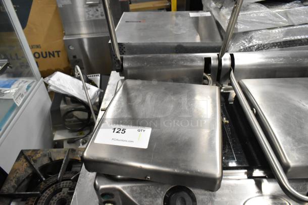 Unox XAP020P Stainless Steel Commercial Countertop Double Panini Press. 240 Volts. - Image 3 of 8