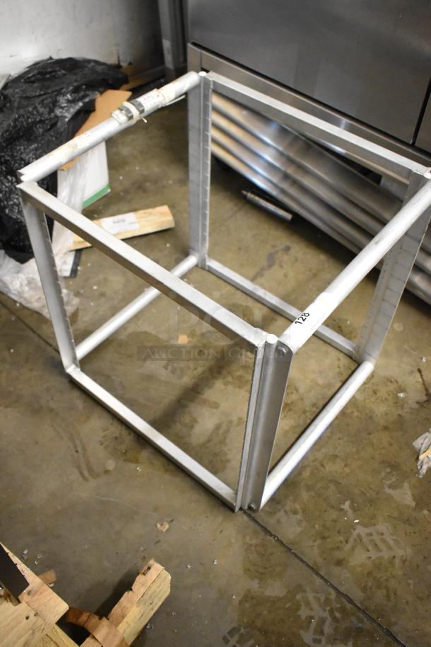 Metal Pan Rack Frame. - Image 4 of 4