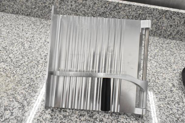 Avantco 177SL312 Metal Commercial Countertop Meat Slicer w/ Blade Sharpener. 115 Volts, 1 Phase. - Image 6 of 15
