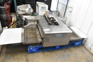 Turbochef HhC2020 Stainless Steel Commercial Countertop Electric Powered Rapid Cook Conveyor Pizza Oven. 208/240 Volts, 3 Phase. - Item #1194004