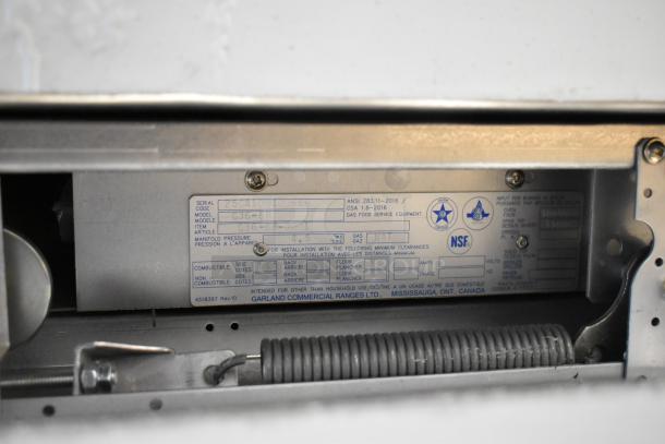 BRAND NEW SCRATCH AND DENT! 2025 Garland G36-6R Stainless Steel Commercial Natural Gas Powered 6 Burner 36" Range with Standard Oven - 236,000 BTU - Image 9 of 9