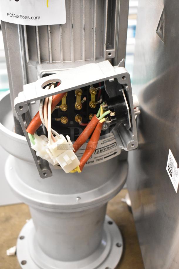 BRAND NEW SCRATCH AND DENT! Hobart Garbage Disposal. 208-230 Volts. - Image 9 of 10