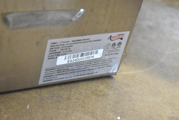 BRAND NEW Avantco 177EG24N 24" Stainless Steel Electric Griddle, 208/240V, 1 Phase. Scratch and dent condition.