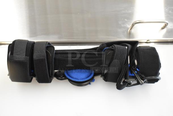 BRAND NEW SCRATCH AND DENT! Advanced Ortho 2320-R Universal Right Hinge Elbow - Image 1 of 4