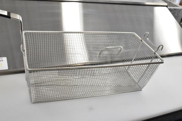 2 BRAND NEW SCRATCH AND DENT! 190FB1785 Anets A4500309 Equivalent 17" x 8 1/4" x 6" Fryer Basket with Front Hook. 2 Times Your Bid! - Image 3 of 6
