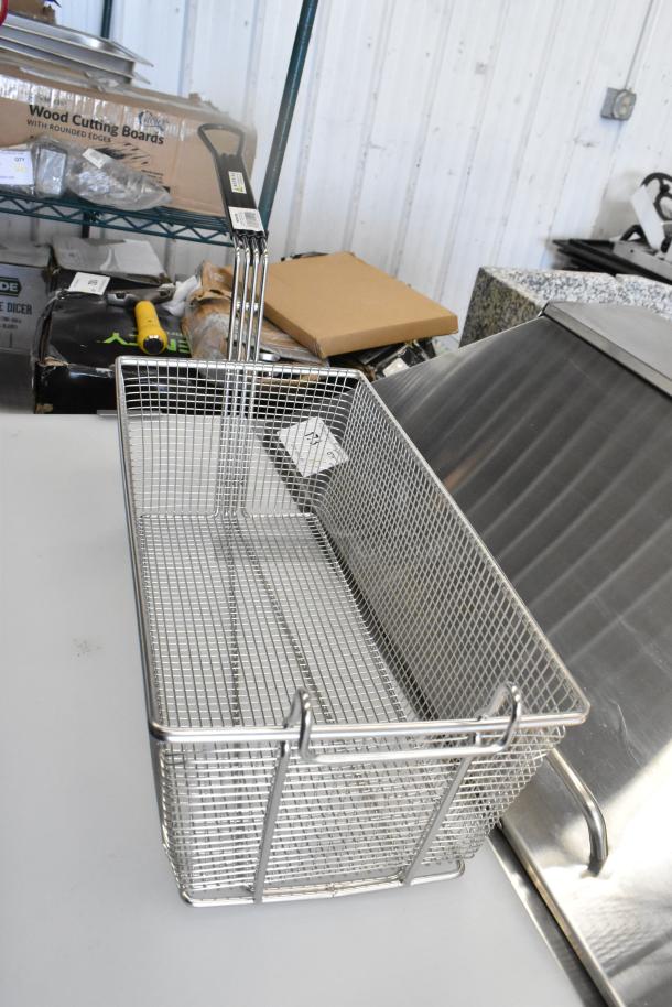 2 BRAND NEW SCRATCH AND DENT! 190FB1785 Anets A4500309 Equivalent 17" x 8 1/4" x 6" Fryer Basket with Front Hook. 2 Times Your Bid! - Image 4 of 6