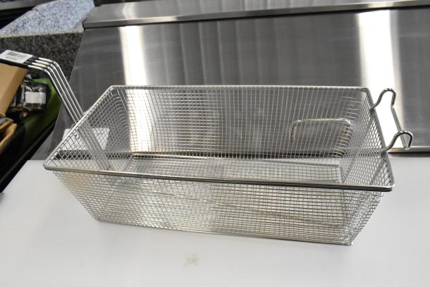 2 BRAND NEW SCRATCH AND DENT! 190FB1785 Anets A4500309 Equivalent 17" x 8 1/4" x 6" Fryer Basket with Front Hook. 2 Times Your Bid! - Image 5 of 6