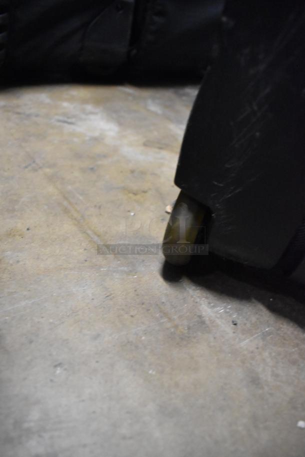 Soft Case on Casters. - Image 4 of 4