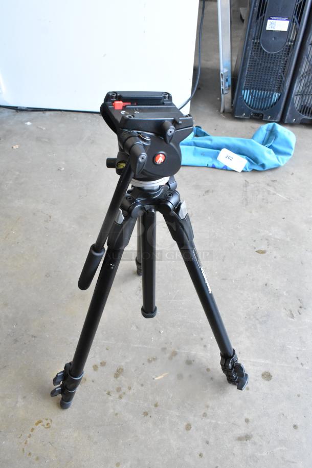 Manfrotto 190XDB Tripod in Soft Case. - Image 2 of 7