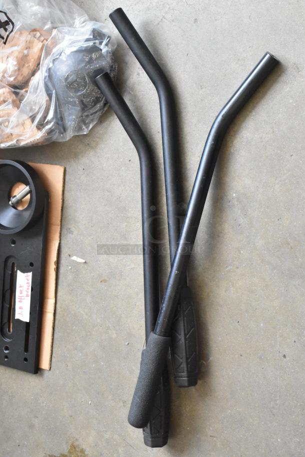 Kessler Crane Jib heads, black metal, with ergonomic grips, in good condition. Includes JD offset bracket.