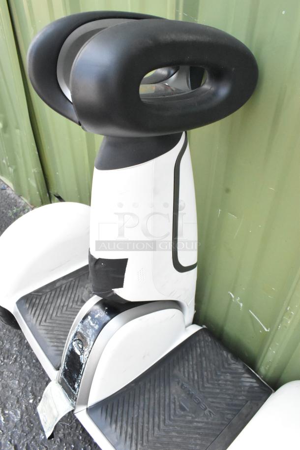 Segway N4M350 Self Balancing Scooter in Hard Case. - Image 4 of 8