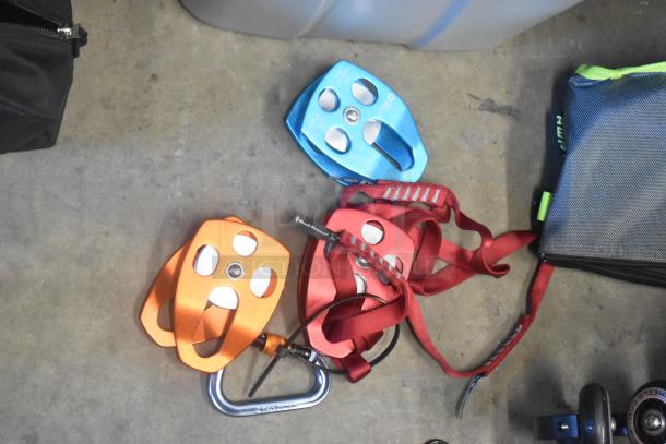 ALL ONE MONEY! Lot of Various Items Including Movi Monorail Slider in Poly Bin - Image 6 of 9
