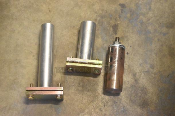 ALL ONE MONEY! Lot of Lighting Clamps in Poly Bin. - Image 4 of 7