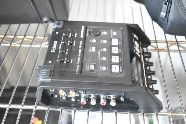 Roland 4 Channel Portable Recorder in Hard Case - Image 8 of 11