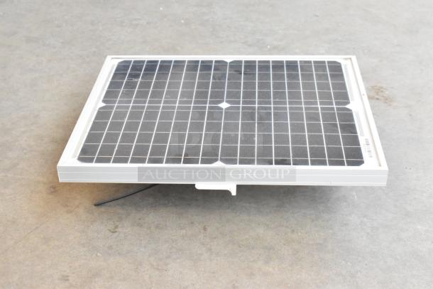 ALL ONE MONEY! Lot of Various Items Including Host HQST-20D-SS Board, Blanket in Poly Bin - Image 9 of 13
