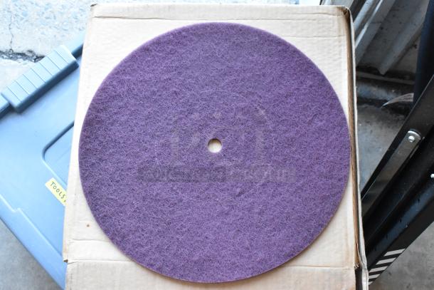 Box of 10 Norton Bear-Tex Floor Pads - Image 4 of 5