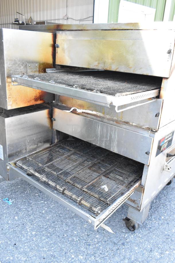 2 Middleby Marshall PS640S Stainless Steel Commercial Natural Gas Powered Conveyor Pizza Oven on Commercial Casters. 2 Times Your Bid! - Image 4 of 18