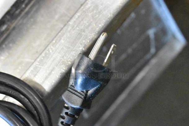2 Spring ST-1220 Metal Induction Range. 120 Volts, 1 Phase. 2 Times Your Bid! - Image 7 of 8
