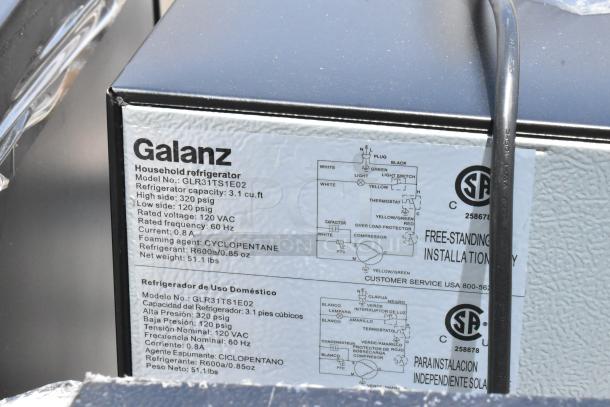 4 Various Mini Coolers Including Galanz GLR31TS1E02, Nostalgia IRF32BK, Galanz GLR33MBKE23, General Electric TAX4DNCAWH. 4 Times Your Bid! - Image 6 of 9