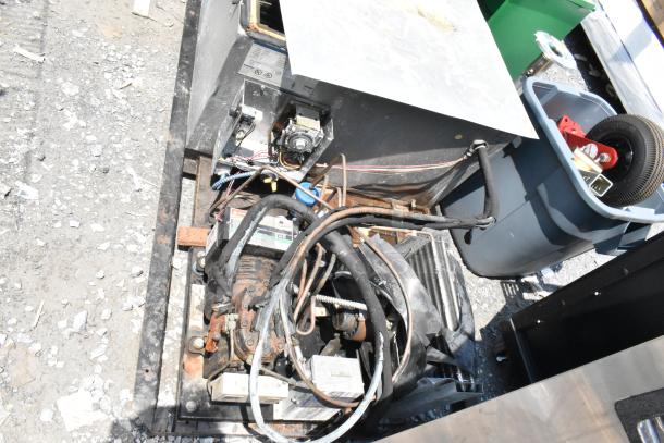 6'x8' Norlake SELF CONTAINED Walk In Freezer Box w/ Norlake CPF100DC Condenser and Copeland Compressor. 208-230 Volts, 1 Phase. Information Provided By The Consignor But Not Verified By PCI Auctions. - Image 4 of 9