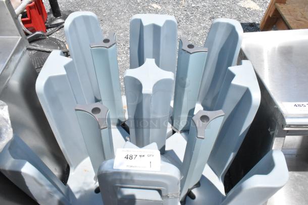 Metro PCD Poly Dish Cart on Commercial Casters. - Image 4 of 4