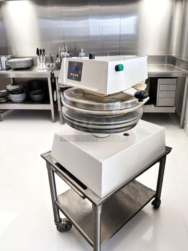 Excellent Condition – Proluxe DP2350 – Dough Press – 18" Manual Heated Flat Plate – 208V –  Fully Tested & Working! - Image 3 of 10