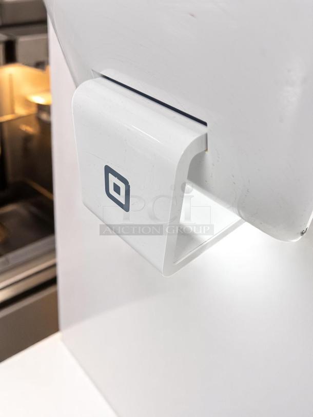 Excellent Condition – Square Register POS System – Model 122CS142A – Touchscreen Dual Display –  Fully Tested & Working! - Image 4 of 9