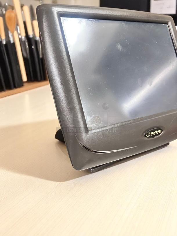 Awesome Condition – Radiant Systems P1520 POS Terminal – Model P1520-0275-B –  Fully Tested & Working! - Image 4 of 10