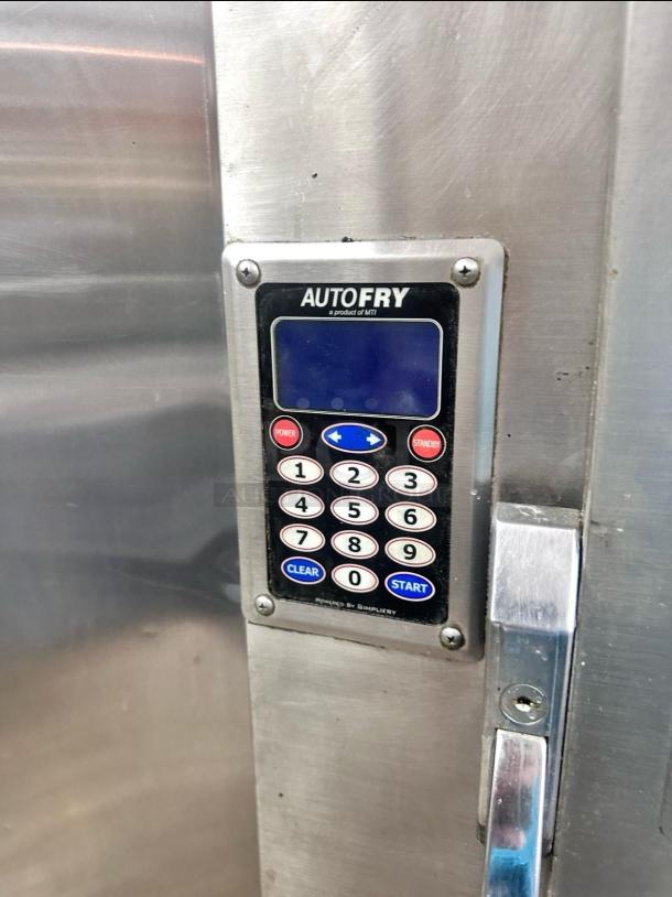 Excellent Condition – AutoFry MTI-40E – Ventless Electric Fryer w/ Dual Baskets – 240V –  Fully Tested & Working! - Image 5 of 7