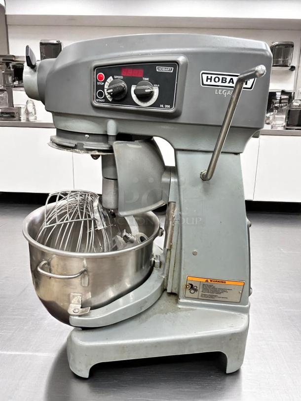 Excellent Condition – Hobart HL200 – 20 Qt Planetary Mixer – 120V – Fully Tested & Working! - Image 5 of 9