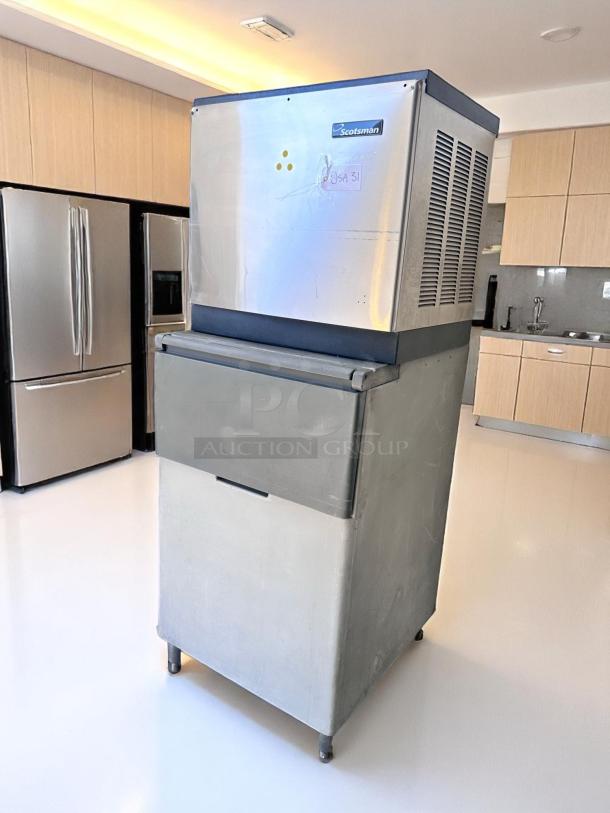 Excellent Condition – Scotsman CME1056AS – Ice Maker – 230V – Fully Tested & Working! - Image 1 of 10