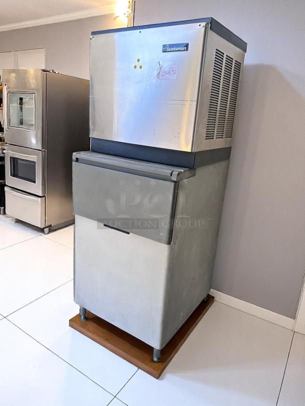 Excellent Condition – Scotsman CME1056AS – Ice Maker – 230V – Fully Tested & Working! - Image 4 of 10