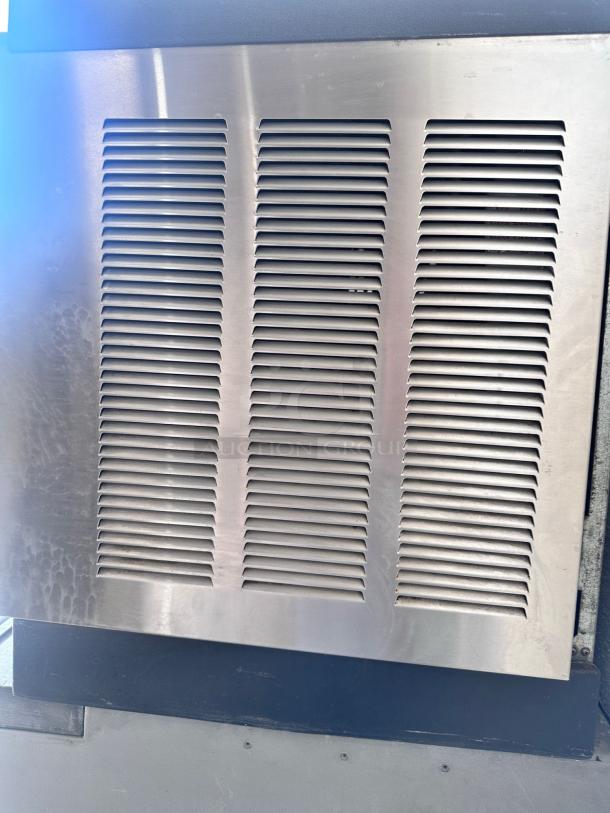 Excellent Condition – Scotsman CME1056AS – Ice Maker – 230V – Fully Tested & Working! - Image 7 of 10