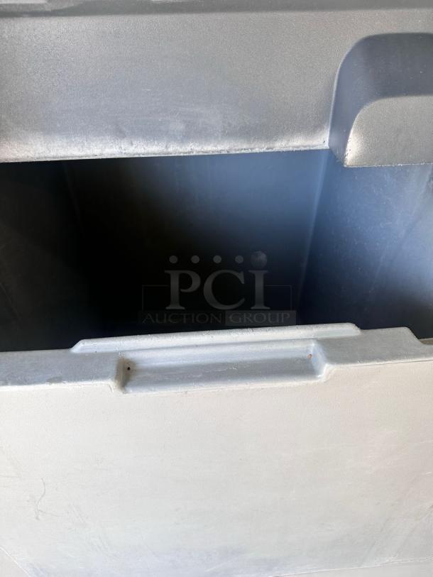 Excellent Condition – Scotsman CME1056AS – Ice Maker – 230V – Fully Tested & Working! - Image 8 of 10