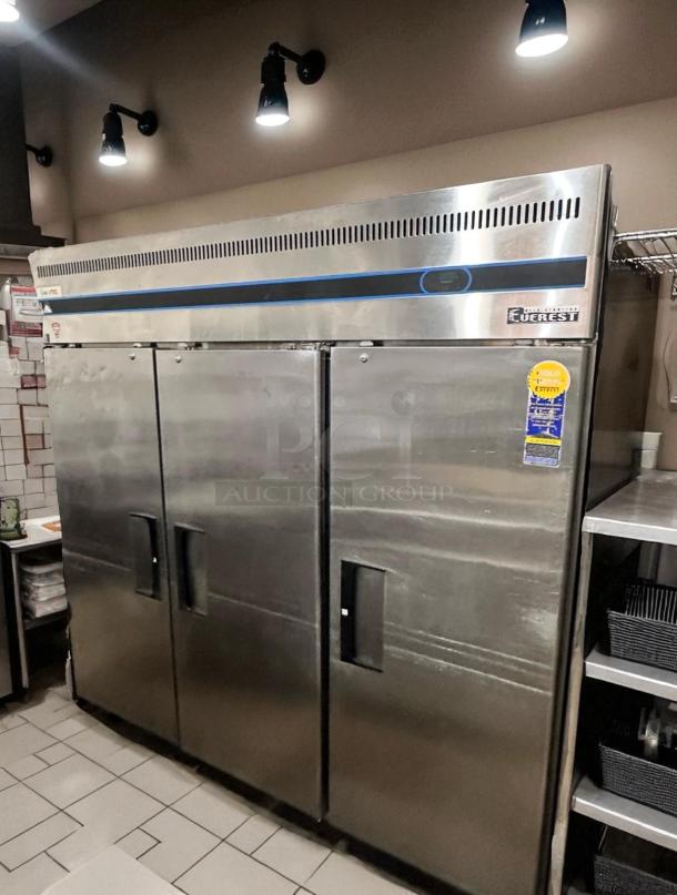 Excellent Condition – Everest ESR3 – 74.75" 3-Door Upright Reach-In Refrigerator – 71 Cu. Ft – Fully Tested & Working! - Image 9 of 9