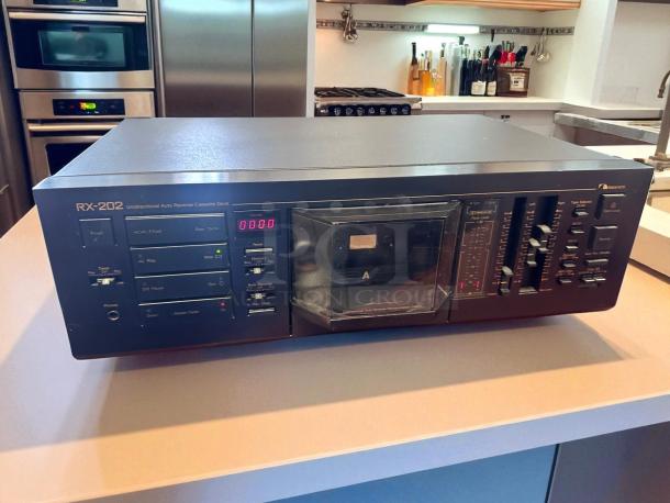 Excellent Condition – Nakamichi RX-202 – Unidirectional Auto Reverse Cassette Deck – Fully Tested & Working! - Image 2 of 8