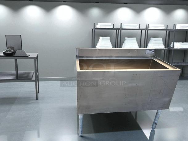 Excellent Condition – Krowne 18-36-7 – One Compartment Utility Sink – Heavy-Duty Stainless Steel – NSF – Fully Tested & Working! - Image 2 of 6