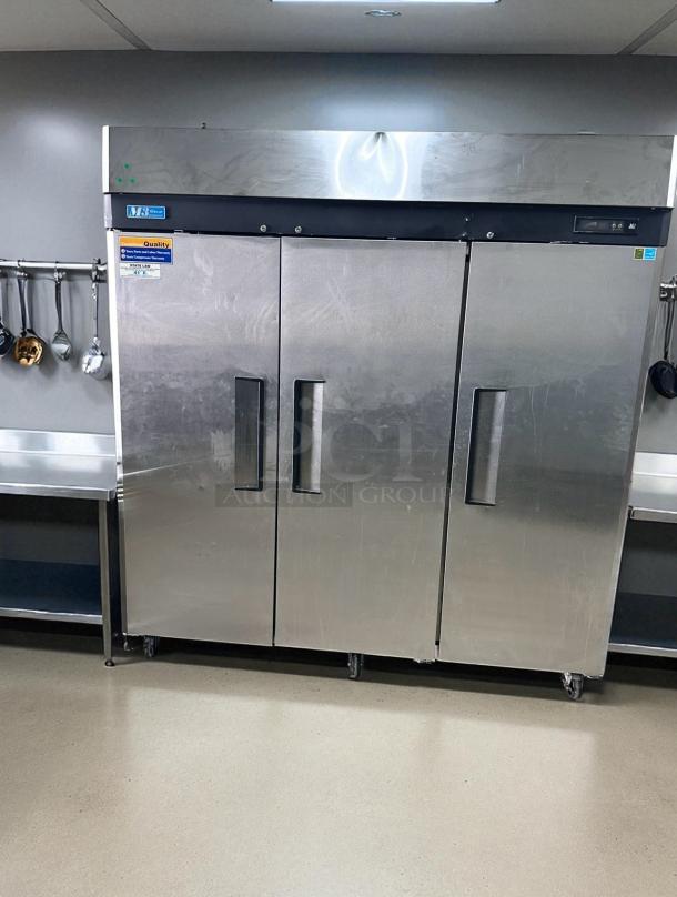 Excellent Condition – Turbo Air M3R72-3 – 3-Door Commercial Reach-In Refrigerator – 115V – Fully Tested & Working! - Image 2 of 9