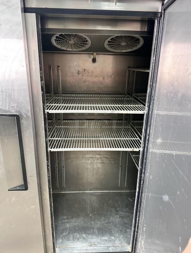Excellent Condition – Turbo Air M3R72-3 – 3-Door Commercial Reach-In Refrigerator – 115V – Fully Tested & Working! - Image 7 of 9