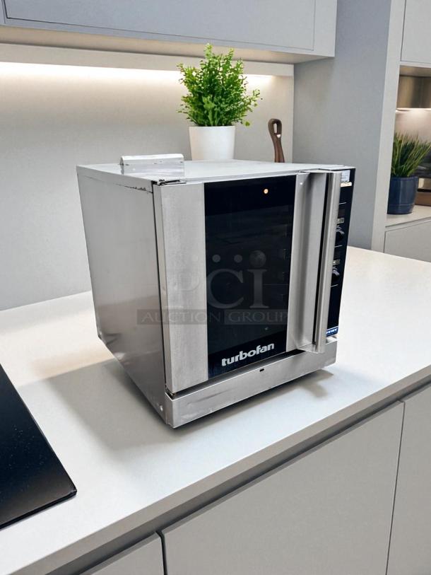 Excellent Condition – Moffat G32D5 – Turbofan Full-Size Convection Oven – Natural Gas – Fully Tested & Working! - Image 5 of 10