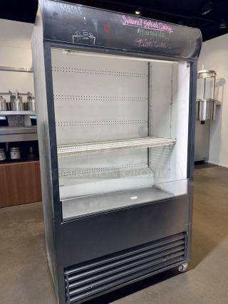 Excellent Condition – True TAC-48 – 48” Air Curtain Display Merchandiser – 208/230V – Fully Tested & Working!