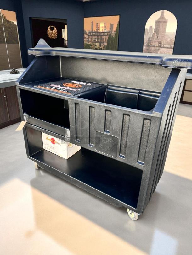 Cambro BAR540DS portable bar in excellent condition, features ice sink, storage, black finish, fully tested and working.
