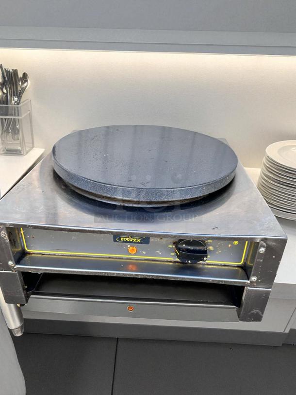 EquipEx 400E electric crepe maker with 15" cast iron plate, excellent condition, fully tested and working.