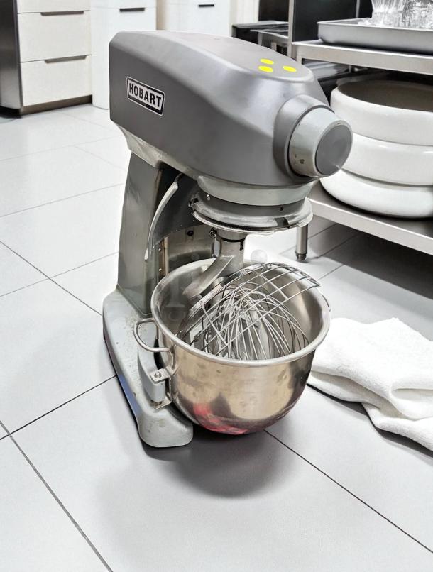 Hobart HL200 20 Qt commercial planetary mixer in excellent condition, 100-120V, fully tested and working.