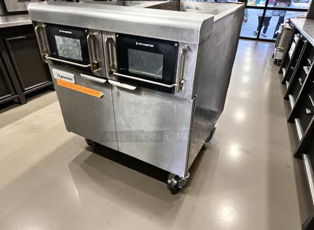 Frymaster 2FQG30UQZQTTZZNG 2-bay gas fryer in excellent condition, natural gas model, fully tested, featuring dual fry bays.