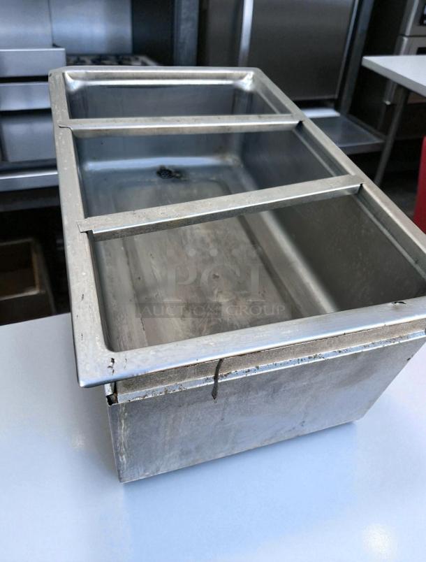 Wells MOD100TDM drop-in food warmer in excellent condition, 120V, stainless steel, fully tested and working.