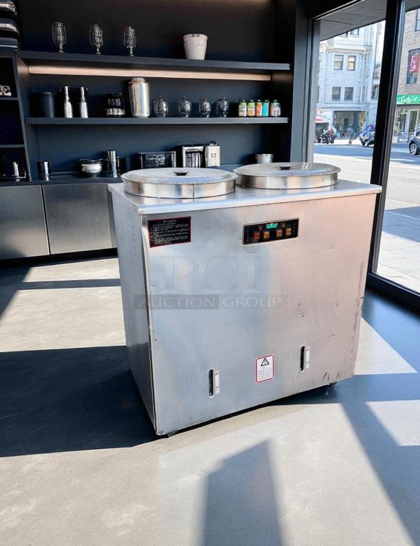 Wellborn BS-65L2 double lid electric soup boiler, excellent condition, 220V, stainless steel, fully tested and working.
