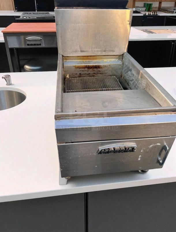 Imperial IFS-25 stainless steel gas fryer, 65,000 BTU, natural gas, excellent condition, fully tested and working.