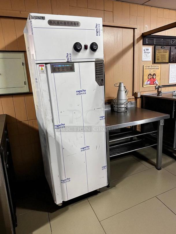 Brand new Meichu RTP360MC-3 commercial dish sterilizer cabinet, 220V, stainless steel, high-temp hot air circulation.