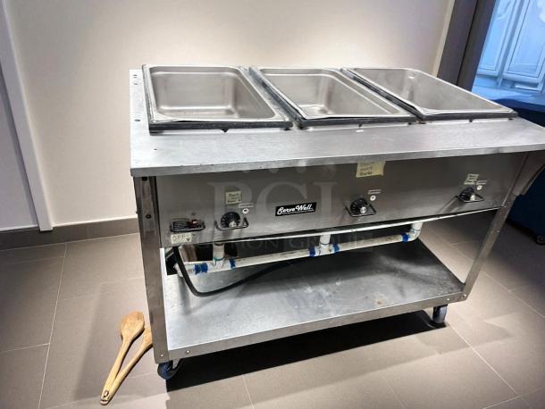 Vollrath ServeWell 3-well hot food table, excellent condition, electric steam model, fully tested and working.